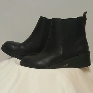 Steve Madden ankle boots